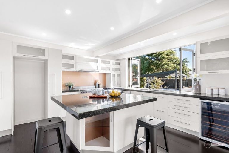 Photo of property in 1 Beecham Grove, Epuni, Lower Hutt, 5011