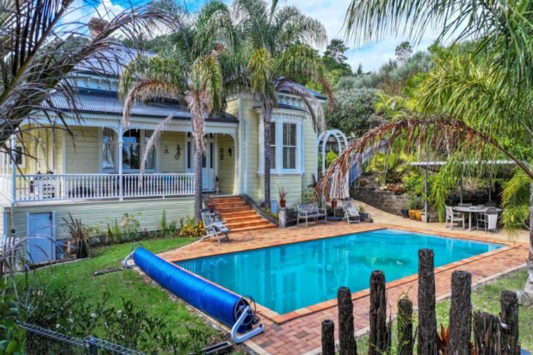 Photo of property in 107 Victoria Street, Thames, 3500