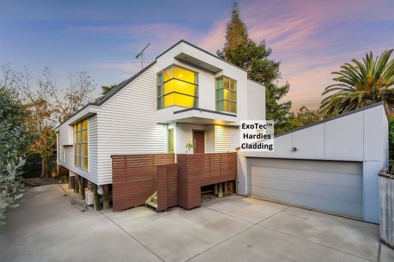 Photo of property in 21a Lyons Avenue, Murrays Bay, Auckland, 0630