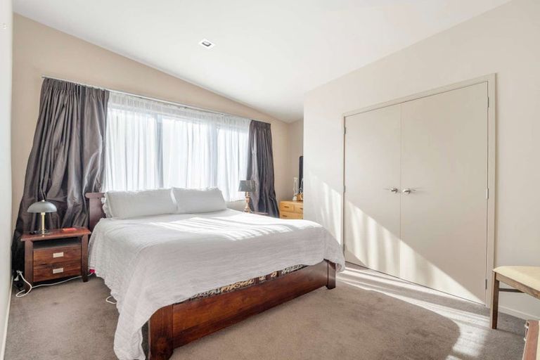 Photo of property in 2 Honeysuckle Lane, Ohauiti, Tauranga, 3112