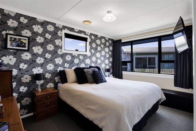 Photo of property in 28 Kingsford Street, Bell Block, New Plymouth, 4312
