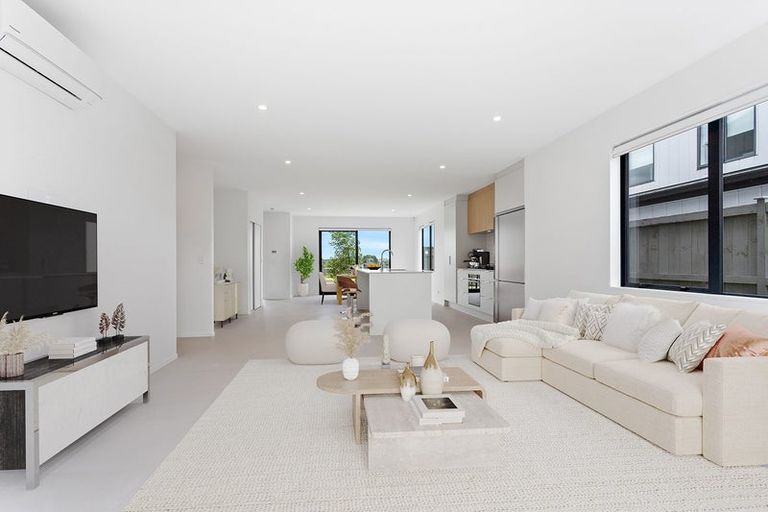 Photo of property in 29 Parkmore Drive, Rosehill, 2113