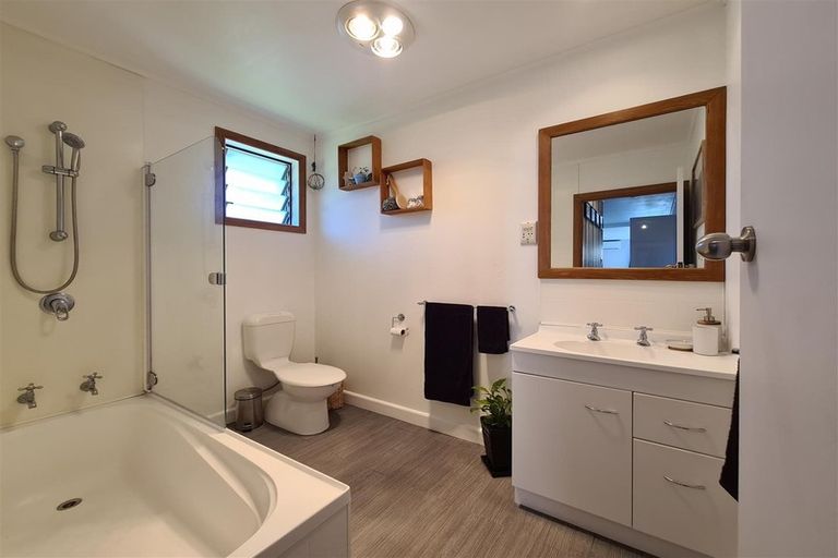 Photo of property in 37 Rochfort Street, Otane, 4202