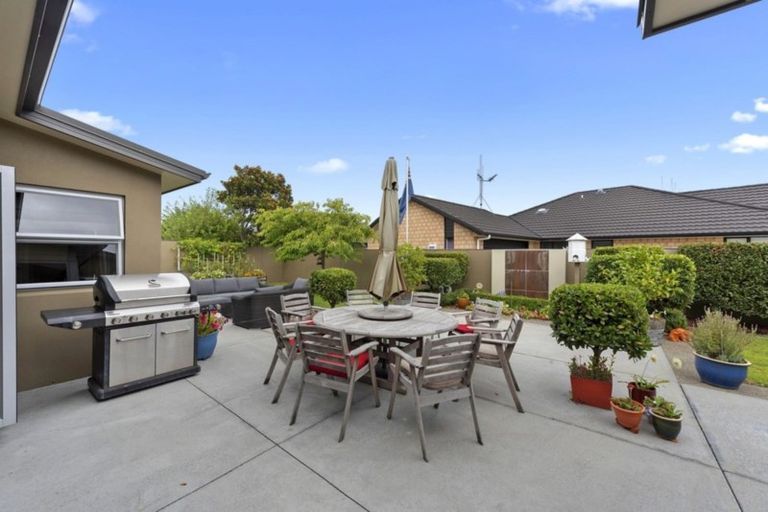 Photo of property in 56 Palliser Drive, Huntington, Hamilton, 3210