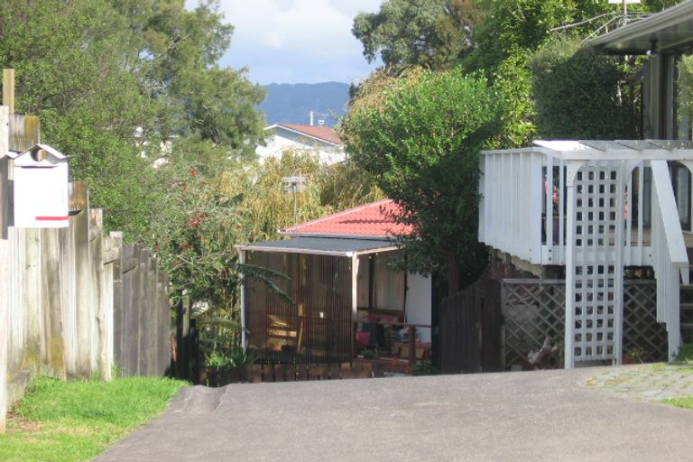 Photo of property in 1/11 Rehia Road, Massey, Auckland, 0614