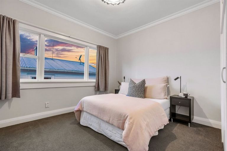 Photo of property in 23 Brandon Road, Glen Eden, Auckland, 0602
