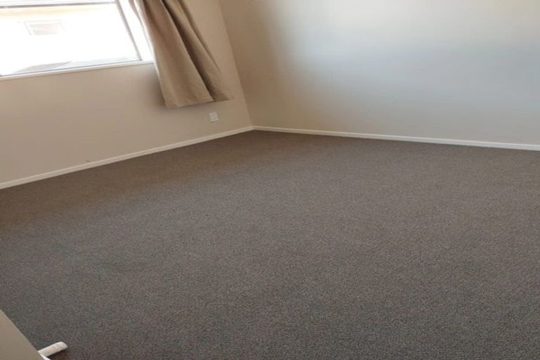 Photo of property in 28 Crossandra Drive, Mangere, Auckland, 2022