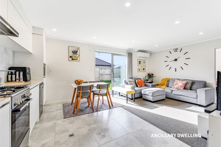 Photo of property in 8 Kaaka Street, Cambridge, 3434