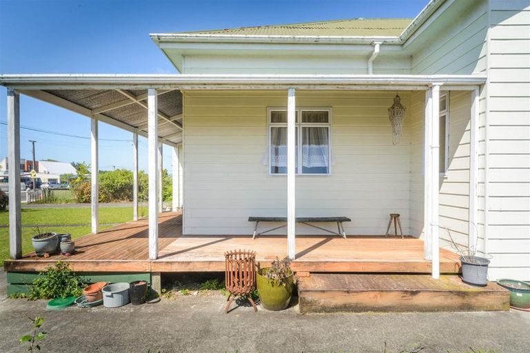 Photo of property in 20 Ross Street, Marton, 4710