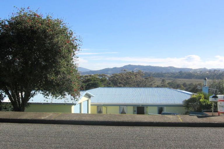 Photo of property in 76 Handforth Street, Onerahi, Whangarei, 0110