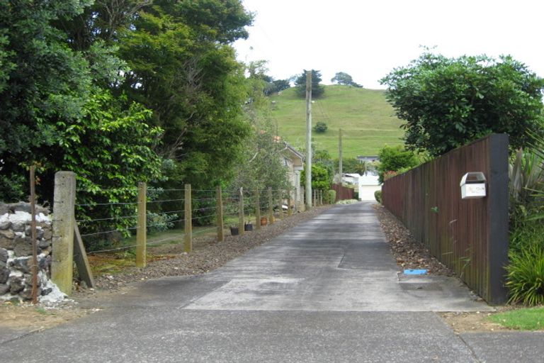 Photo of property in 50 Church Road, Mangere Bridge, Auckland, 2022