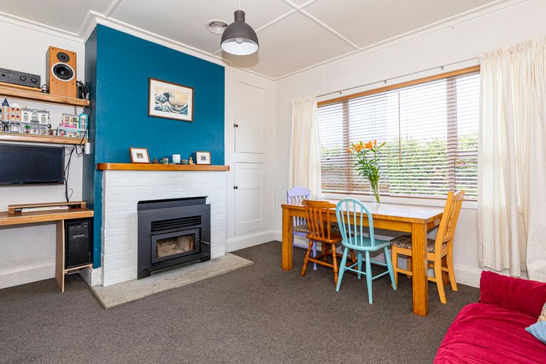 Photo of property in 36 Connolly Street, Geraldine, 7930