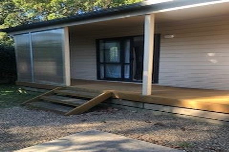 Photo of property in 51 Christmas Road, Manurewa, Auckland, 2102