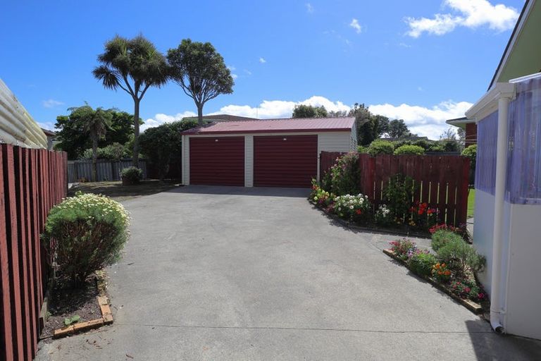 Photo of property in 31 Oberon Street, Stratford, 4332