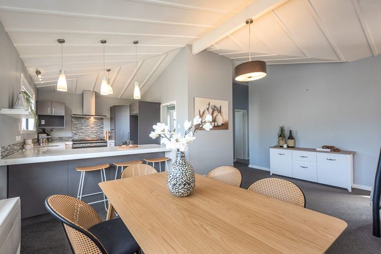 Photo of property in 20 Toorak Avenue, Avonhead, Christchurch, 8042