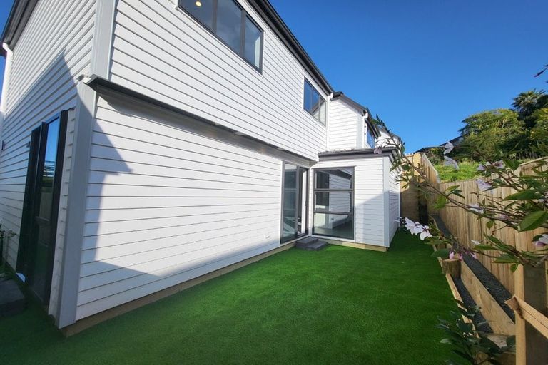 Photo of property in 8b Agathis Avenue, Mairangi Bay, Auckland, 0630