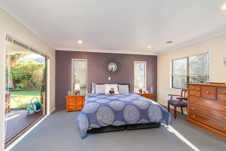 Photo of property in 17 Mary Huse Grove, Manor Park, Lower Hutt, 5019