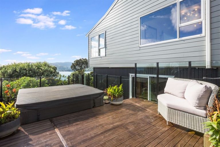 Photo of property in 19 Mercury Way, Whitby, Porirua, 5024