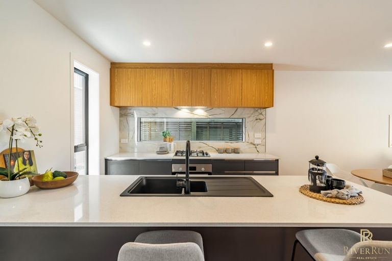 Photo of property in 6/6 Victoria Street, Ebdentown, Upper Hutt, 5018