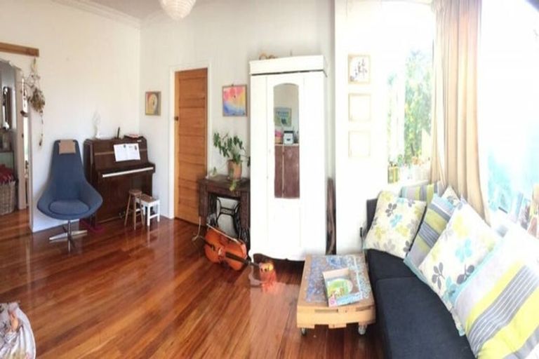 Photo of property in 41 Cumnor Terrace, Woolston, Christchurch, 8023