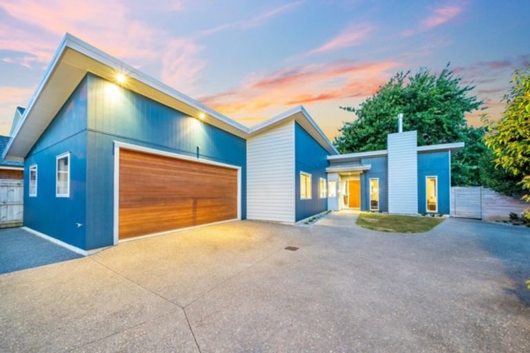 Photo of property in 9 Parkwood Grove, Trentham, Upper Hutt, 5018