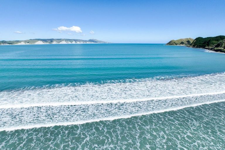 Photo of property in 5 Kereru Place, Mahia, 4198