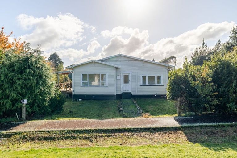 Photo of property in 23 Alfredton Road, Eketahuna, 4900
