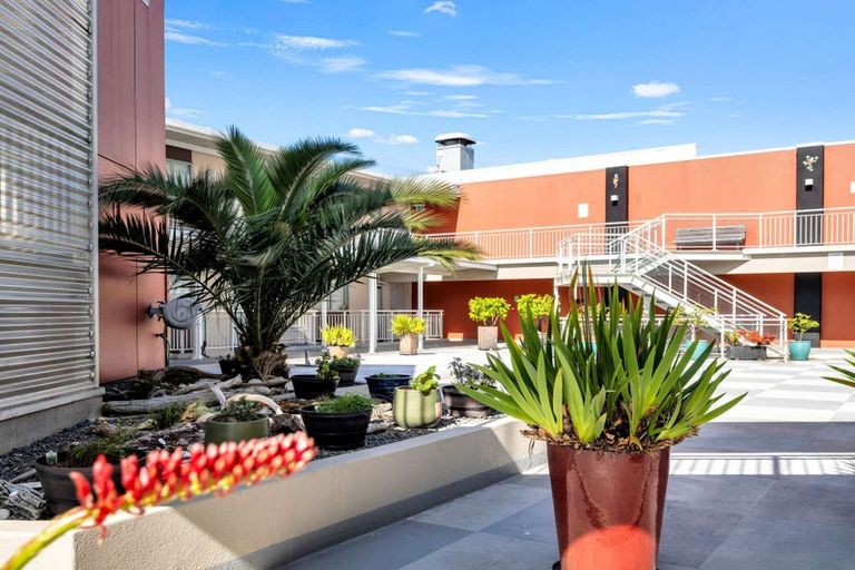 Photo of property in 215/332 Maunganui Road, Mount Maunganui, 3116