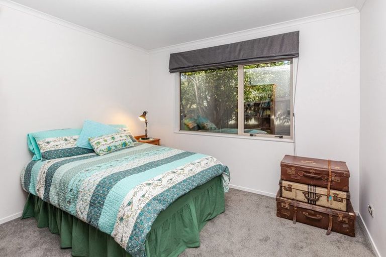 Photo of property in 7 Gilders Grove, Heathcote Valley, Christchurch, 8022