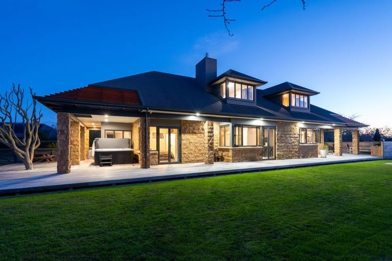 Photo of property in 71 Swayne Road, Cambridge, 3434