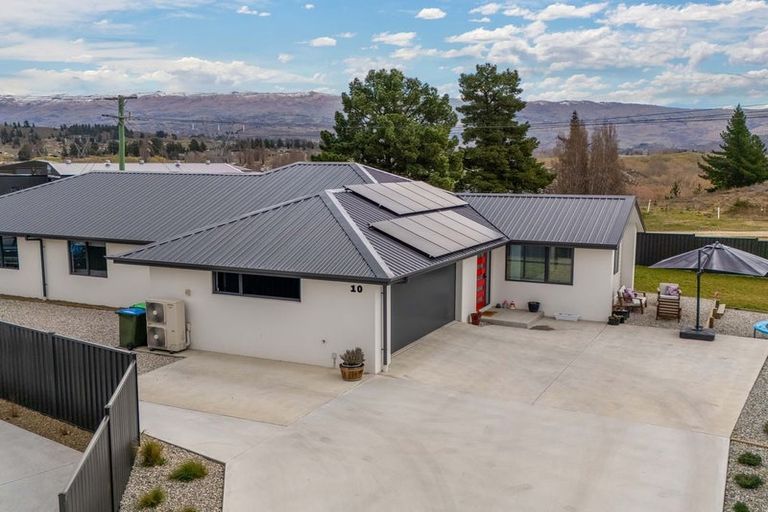 Photo of property in 10 Sequoia Close, Alexandra, 9320