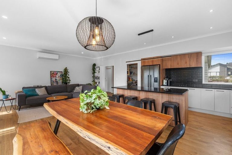 Photo of property in 31 Nellie Drive, Kumeu, 0810