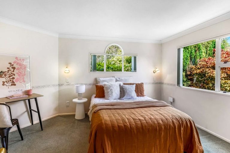 Photo of property in 43 Aotea Crescent, Gore, 9710