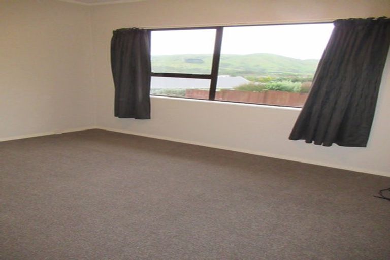 Photo of property in 1/25 Invercargill Drive, Kelson, Lower Hutt, 5010