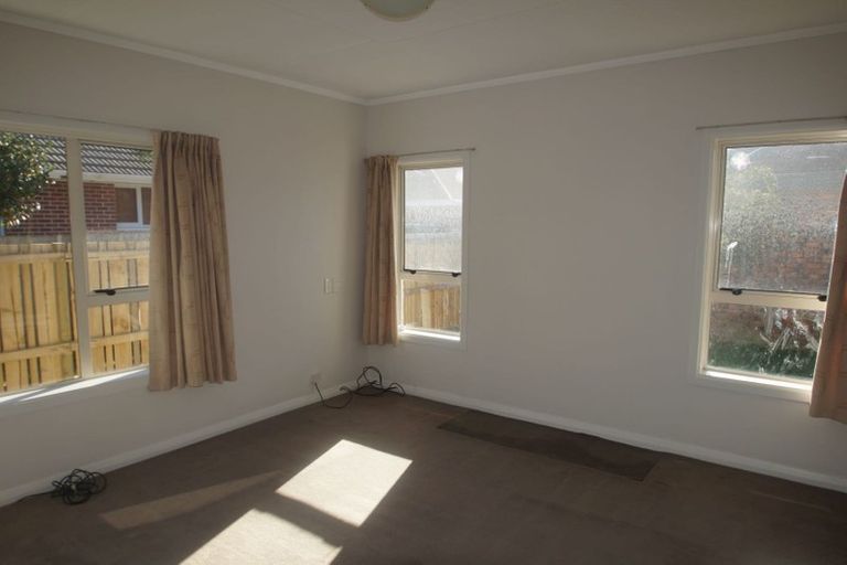 Photo of property in 51 Dunedin Street, Redwood, Christchurch, 8051