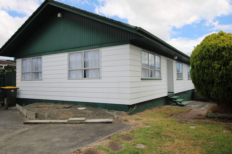 Photo of property in 61 Alabaster Drive, Papatoetoe, Auckland, 2025