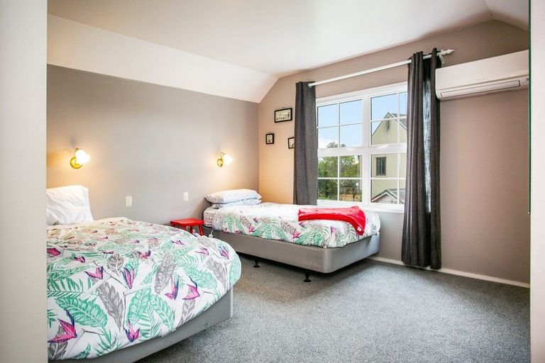 Photo of property in 56 Grosvenor Street, Cambridge, 3434