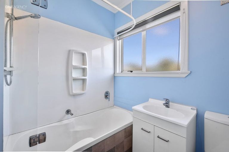 Photo of property in 43 Marshall Street, Woolston, Christchurch, 8023