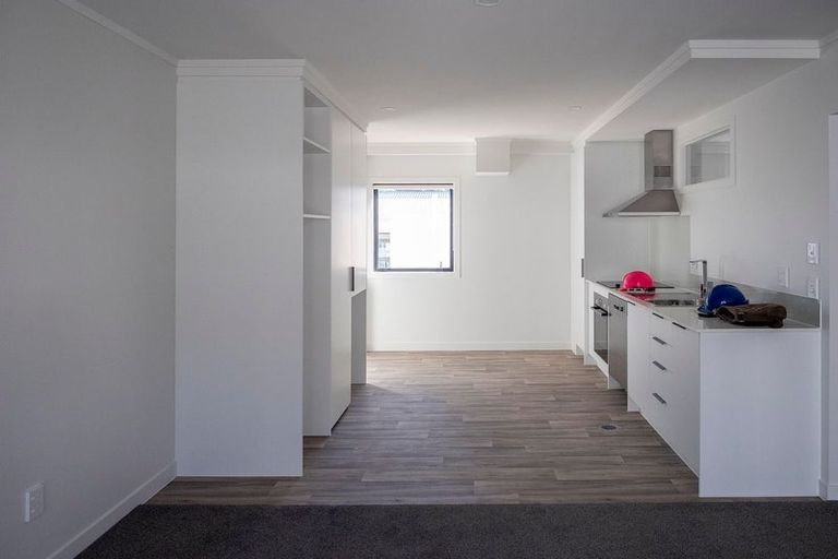 Photo of property in 9/16c Constable Street, Newtown, Wellington, 6021