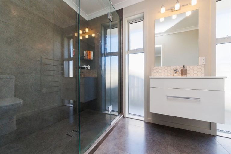 Photo of property in 157a James Line, Kelvin Grove, Palmerston North, 4414