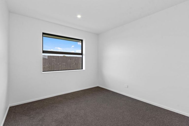 Photo of property in 4 Salkeld Place, Woodend, 7610