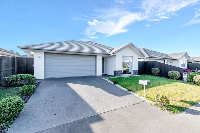 Photo of property in 9 The Runway, Wigram, Christchurch, 8042