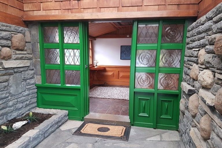 Photo of property in 77 Innes Road, St Albans, Christchurch, 8052