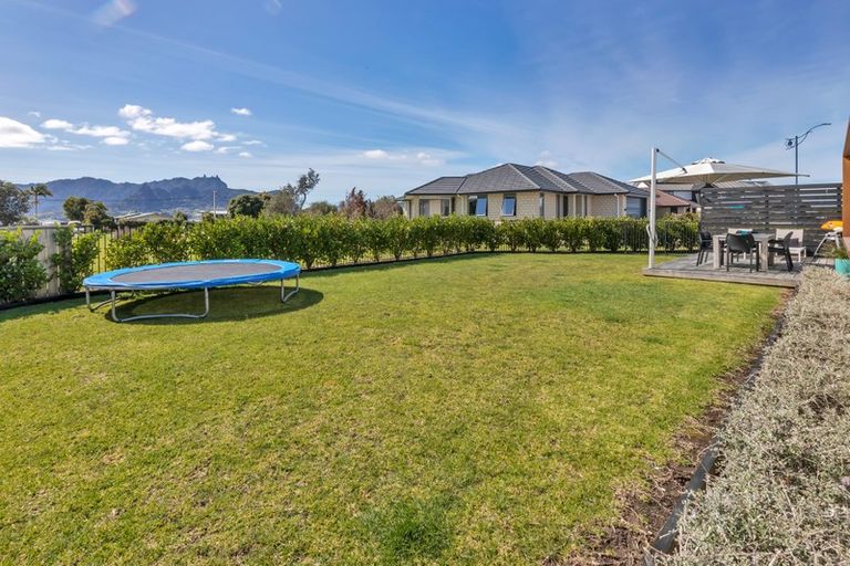 Photo of property in 19 Finch Street, One Tree Point, 0118