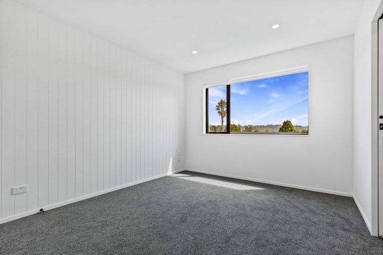 Photo of property in 7/13 Fairdale Place, Birkdale, Auckland, 0626