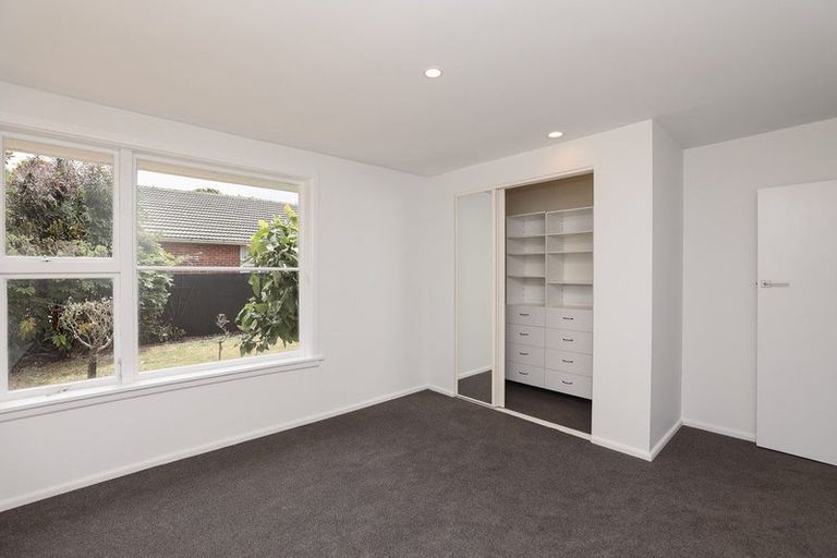 Photo of property in 2 Anstorer Street, Bryndwr, Christchurch, 8053