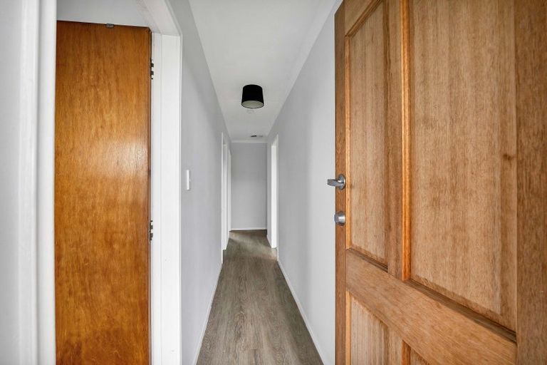 Photo of property in 13 Oberon Street, Stratford, 4332