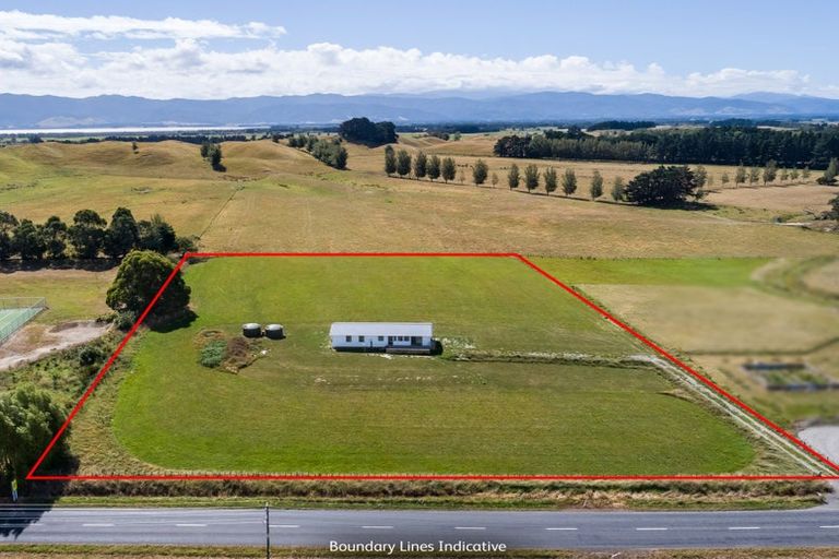 Photo of property in 968 Kahutara Road, Kahutara, 5771