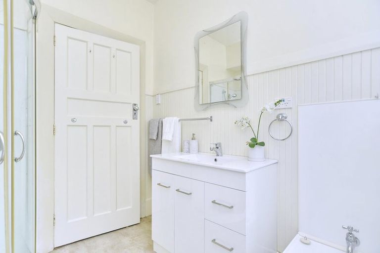 Photo of property in 102 Edinburgh Street, Spreydon, Christchurch, 8024