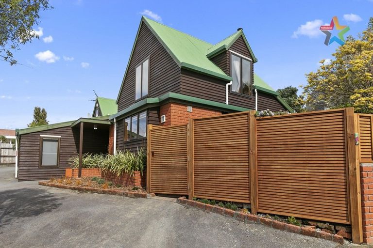 Photo of property in 8 Taieri Crescent, Kelson, Lower Hutt, 5010